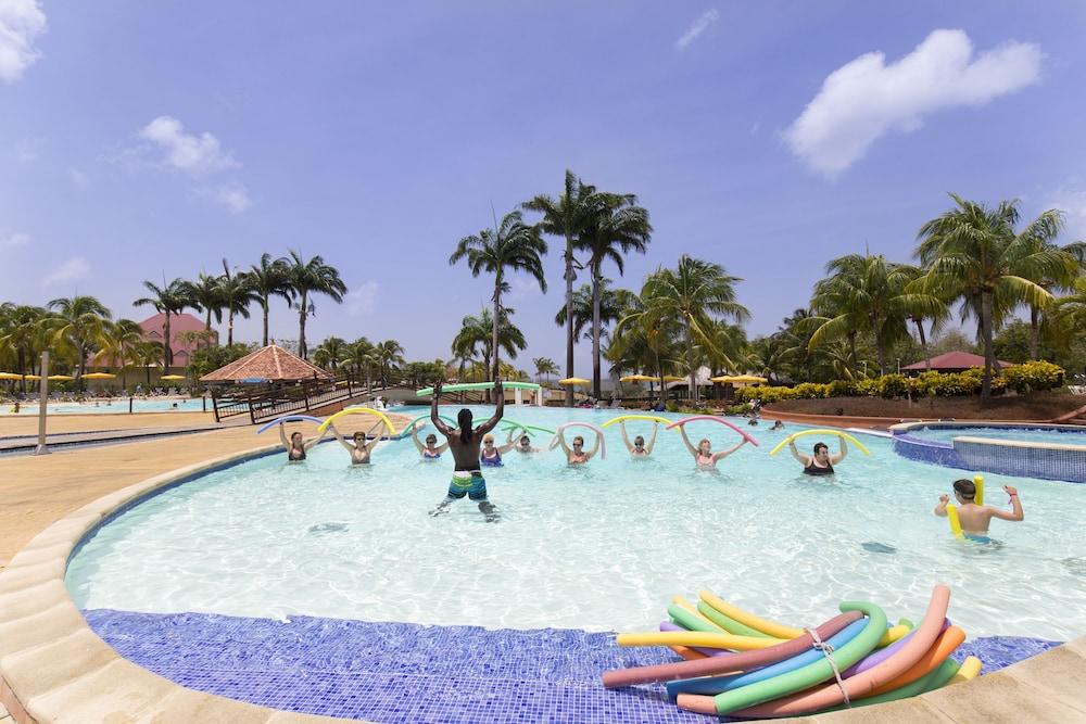 Residence Pierre & Vacances Premium Les Ilets Сент-Люс Экстерьер фото