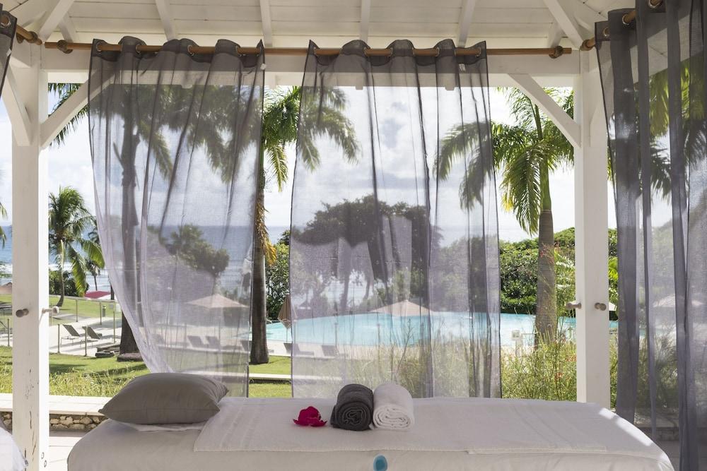 Residence Pierre & Vacances Premium Les Ilets Сент-Люс Экстерьер фото