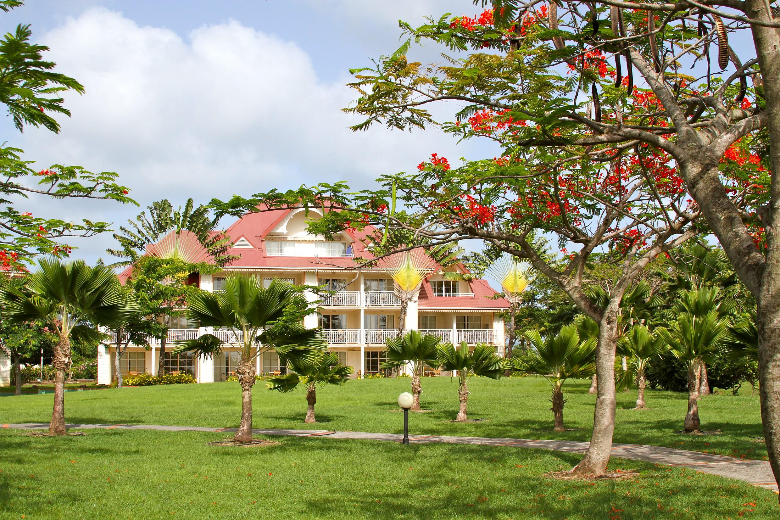 Residence Pierre & Vacances Premium Les Ilets Сент-Люс Экстерьер фото